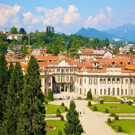 View In For 4 Luino
